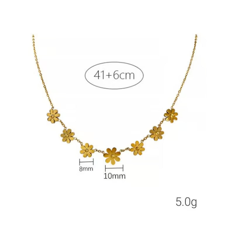 Flower Necklace for Women | Daisy Pendant Chain Necklace | Minimal Floral Jewellery Gift | - Petals & Ore