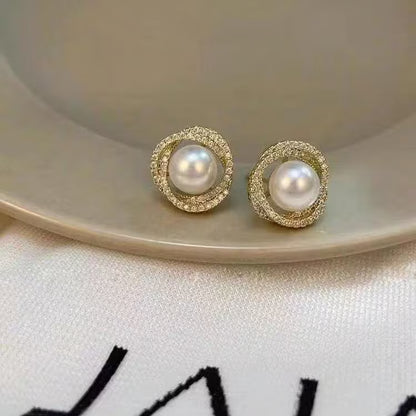 Pearl Stud Earrings for Women – Lightweight Daily Wear Minimal Jewelry - Petals & Ore