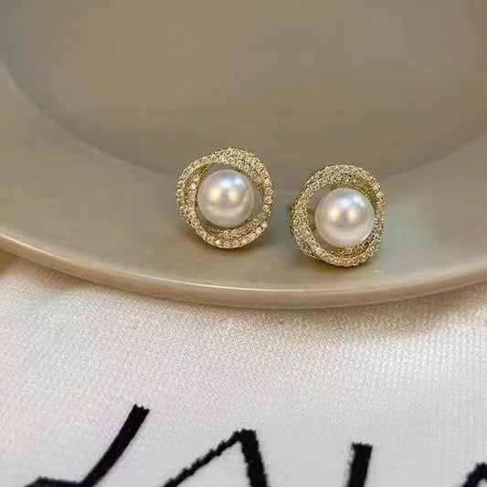 Pearl Stud Earrings for Women – Lightweight Daily Wear Minimal Jewelry - Petals & Ore